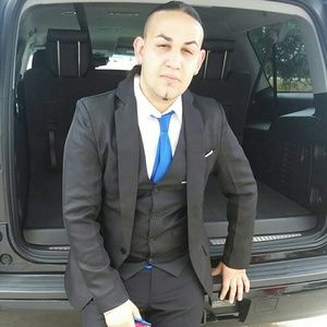 Meet your Posher, Anthony r